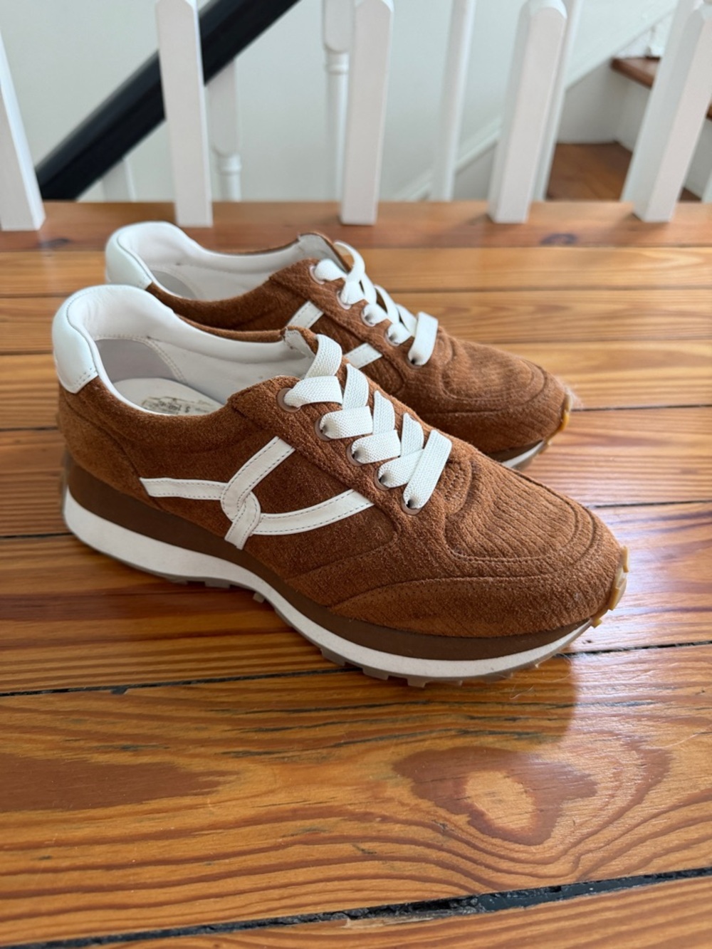 Veronica beard Brown Suede Lace-Up Sneakers - Casual Comfort 7